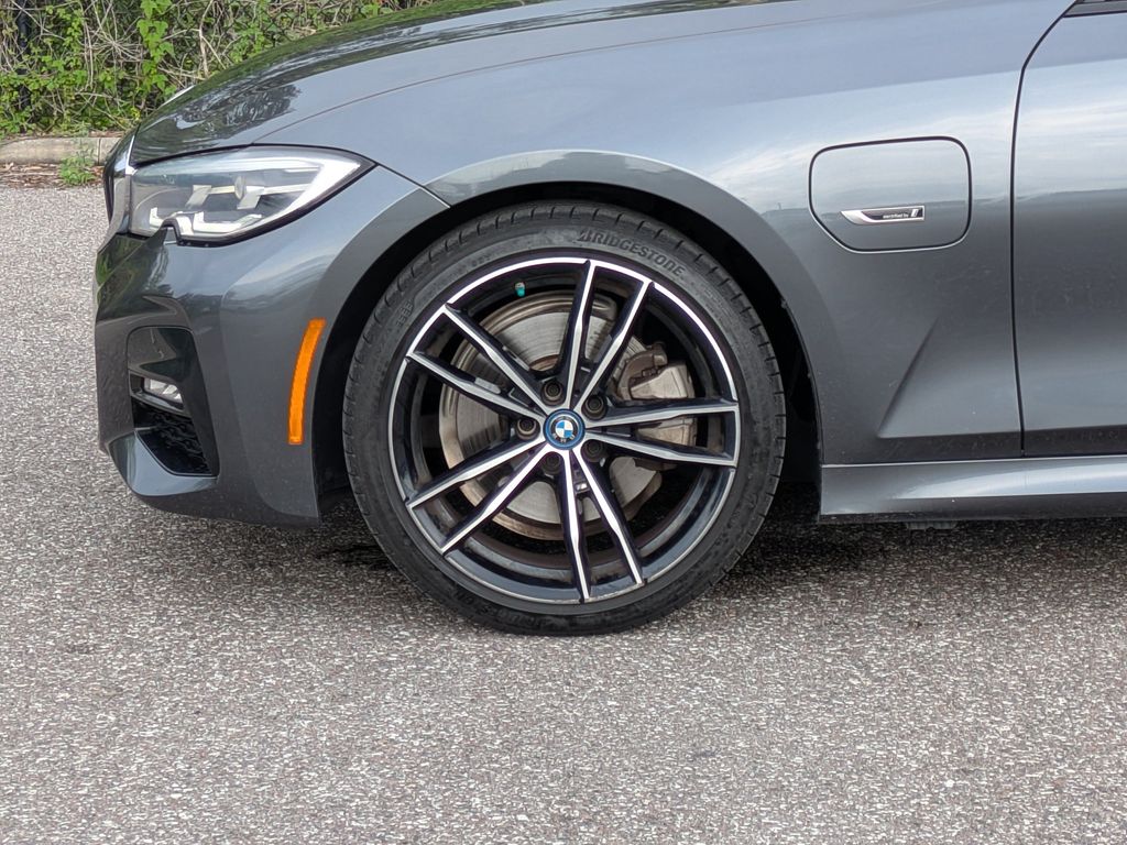 Thumbnail: 2022 BMW 3 Series - 7