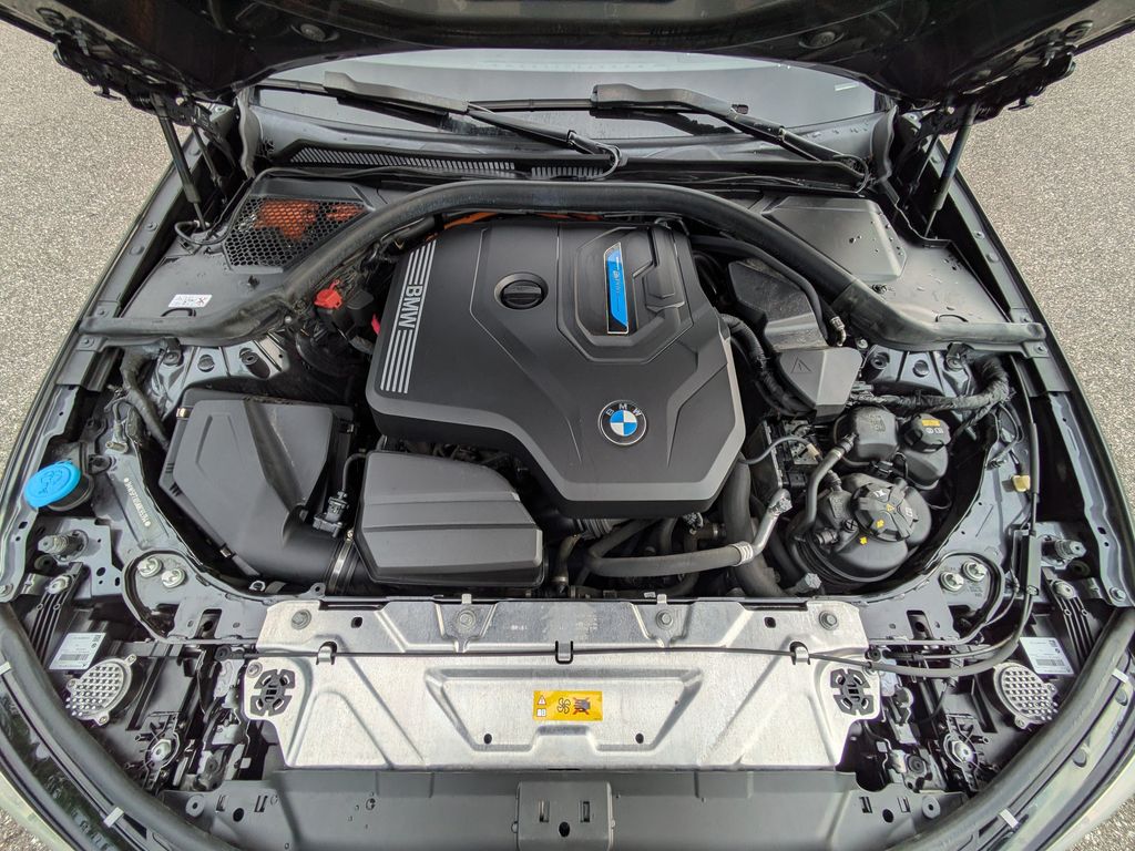 Thumbnail: 2022 BMW 3 Series - 8