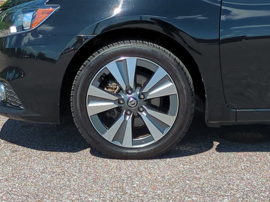 Thumbnail: 2019 Nissan Sentra - 7