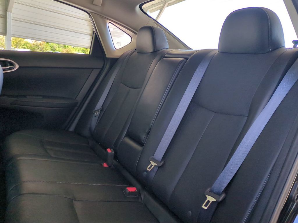 Thumbnail: 2019 Nissan Sentra - 20