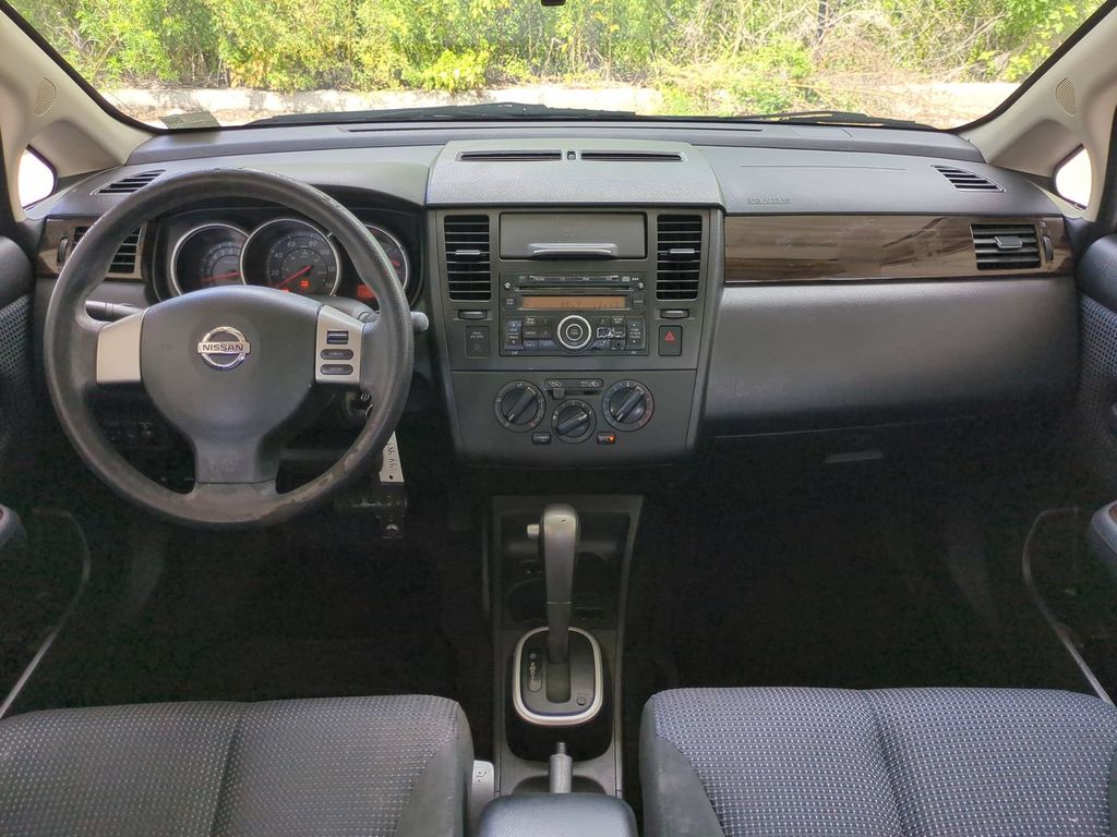 Thumbnail: 2011 Nissan Versa - 2