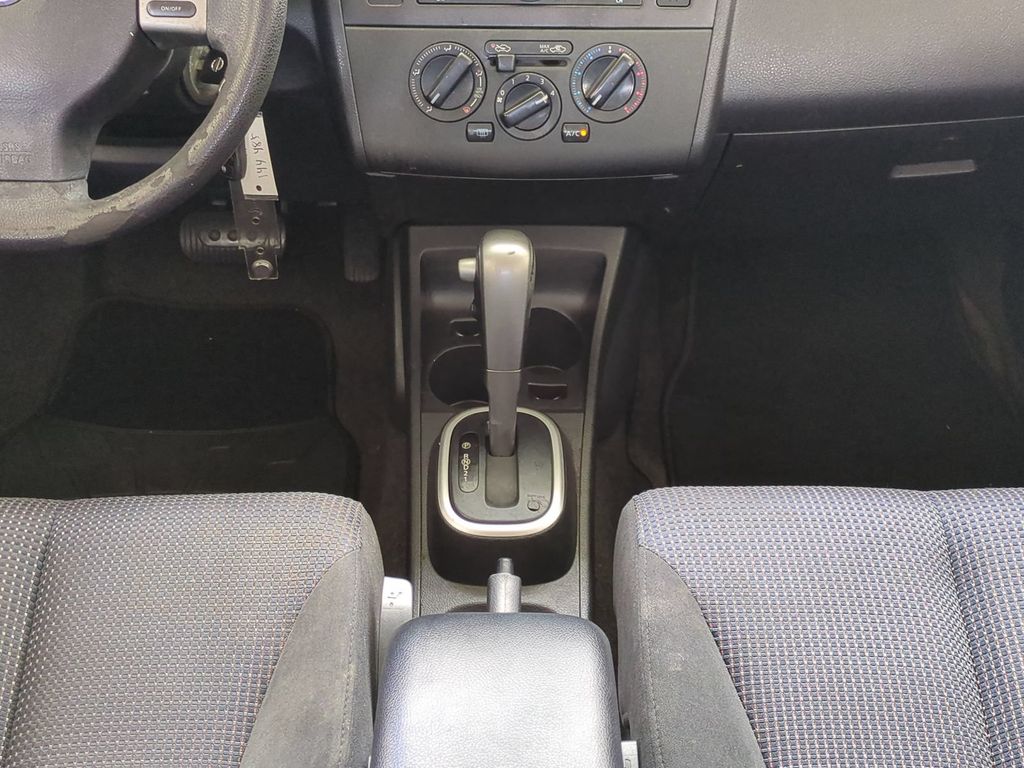 Thumbnail: 2011 Nissan Versa - 13