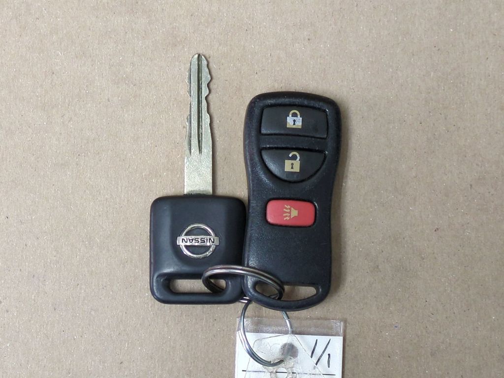 Thumbnail: 2011 Nissan Versa - 15