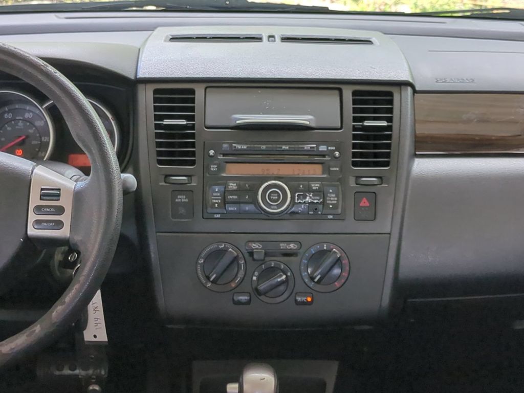 Thumbnail: 2011 Nissan Versa - 12