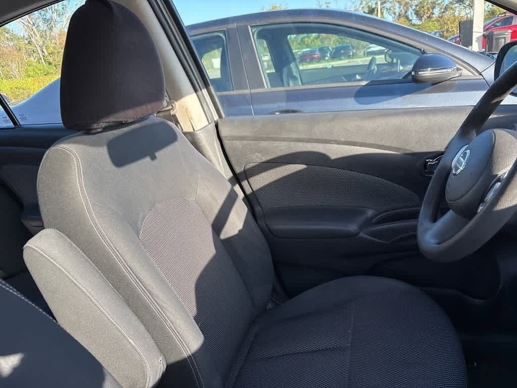 Thumbnail: 2014 Nissan Versa - 6