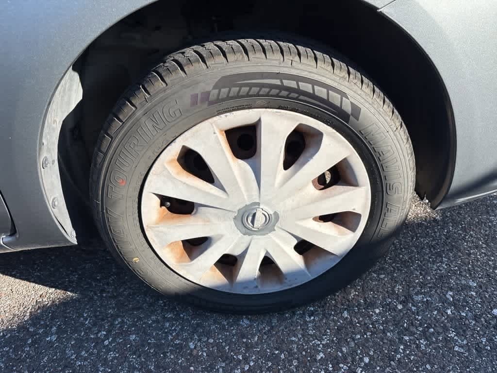 Thumbnail: 2014 Nissan Versa - 4