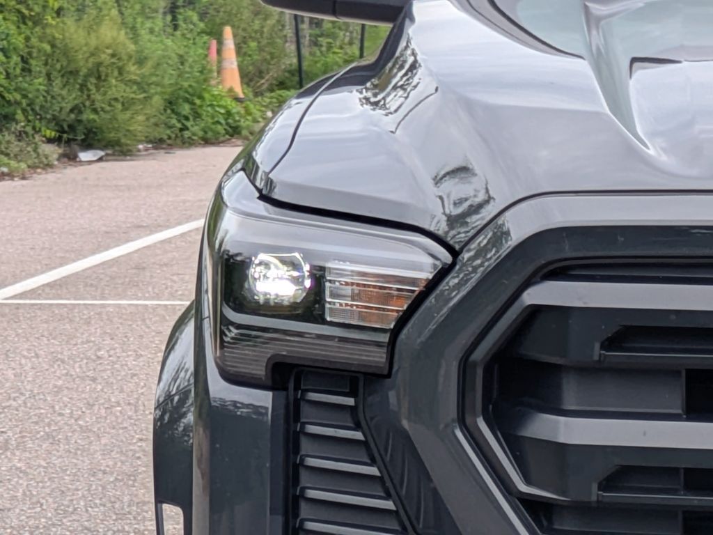 Thumbnail: 2025 Toyota Tacoma - 21