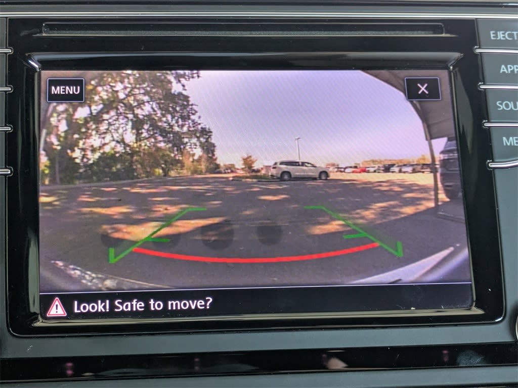 Thumbnail: 2019 Volkswagen Beetle - 23