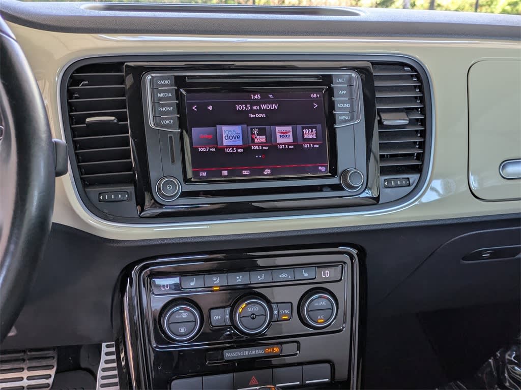 Thumbnail: 2019 Volkswagen Beetle - 13