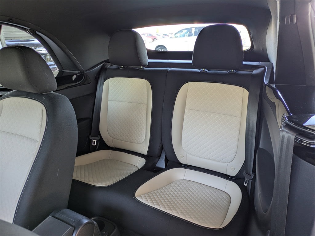Thumbnail: 2019 Volkswagen Beetle - 12
