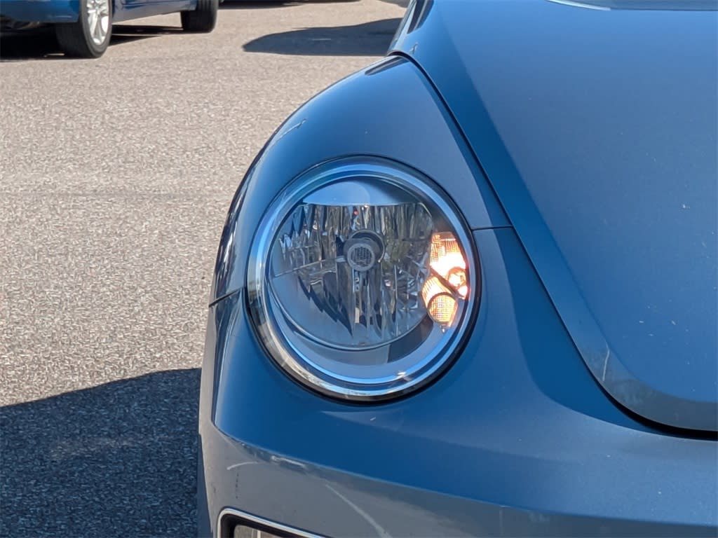 Thumbnail: 2019 Volkswagen Beetle - 19