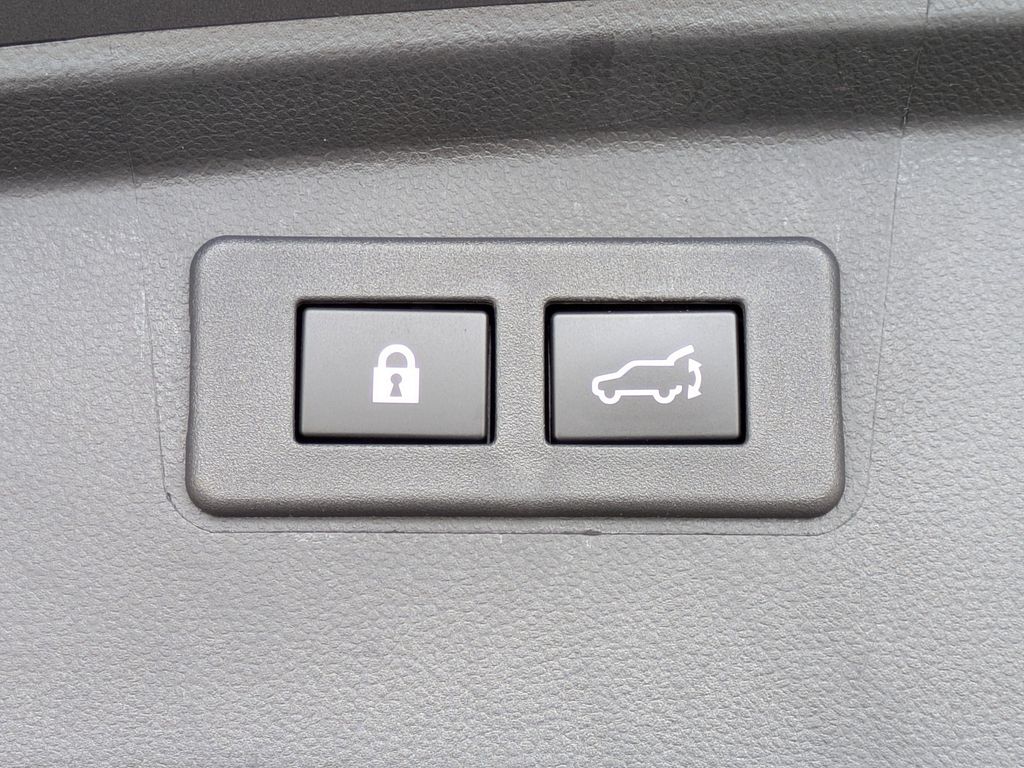 Thumbnail: 2025 Subaru Outback - 22