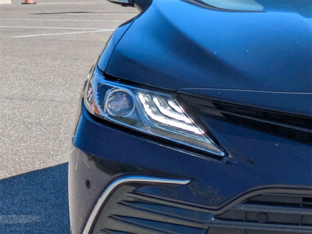 Thumbnail: 2021 Toyota Camry - 7