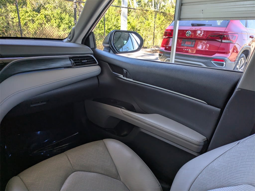 Thumbnail: 2021 Toyota Camry - 24