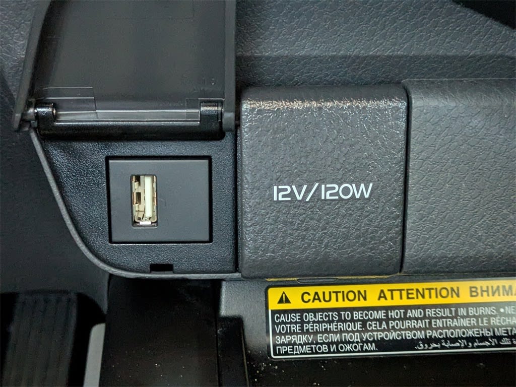 Thumbnail: 2021 Toyota Camry - 30