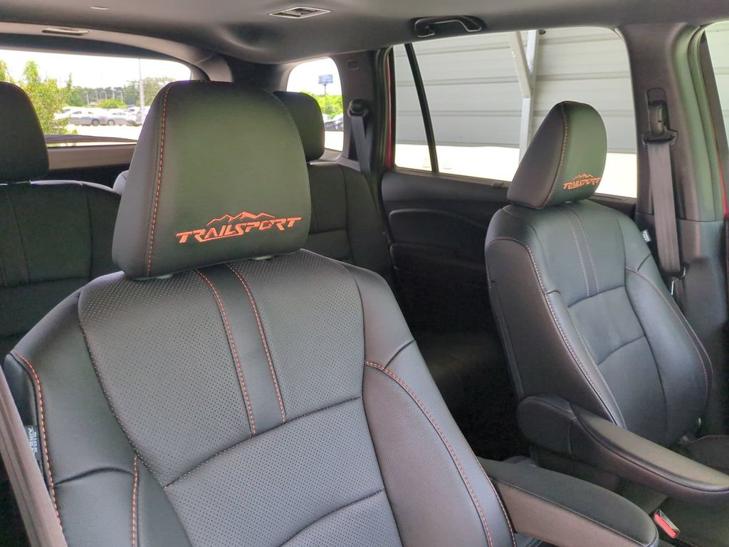 Thumbnail: 2023 Honda Passport - 11
