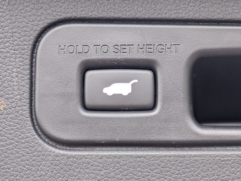 Thumbnail: 2024 Honda Pilot - 23