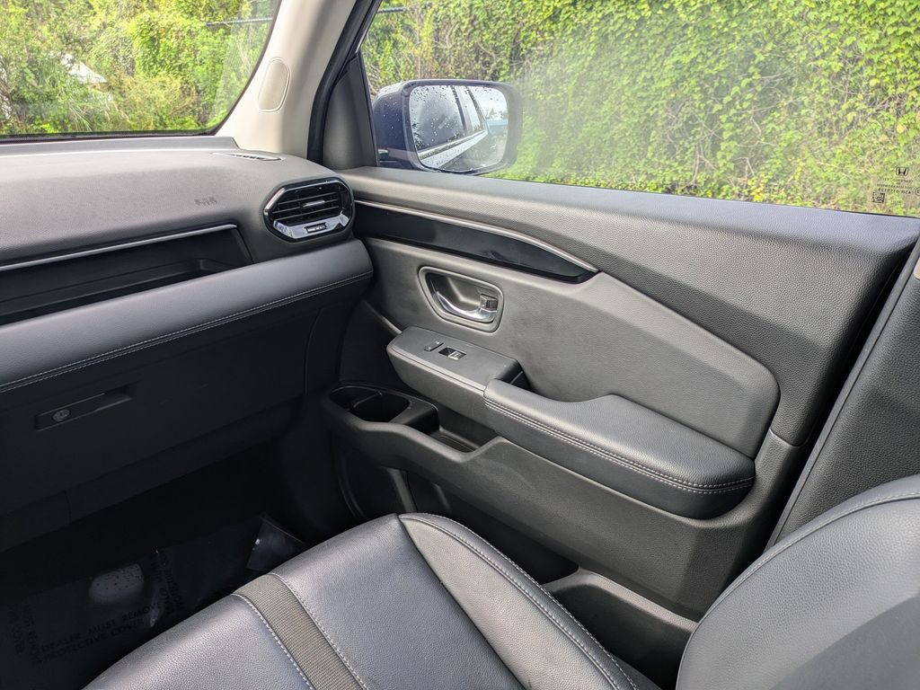 Thumbnail: 2024 Honda Pilot - 27