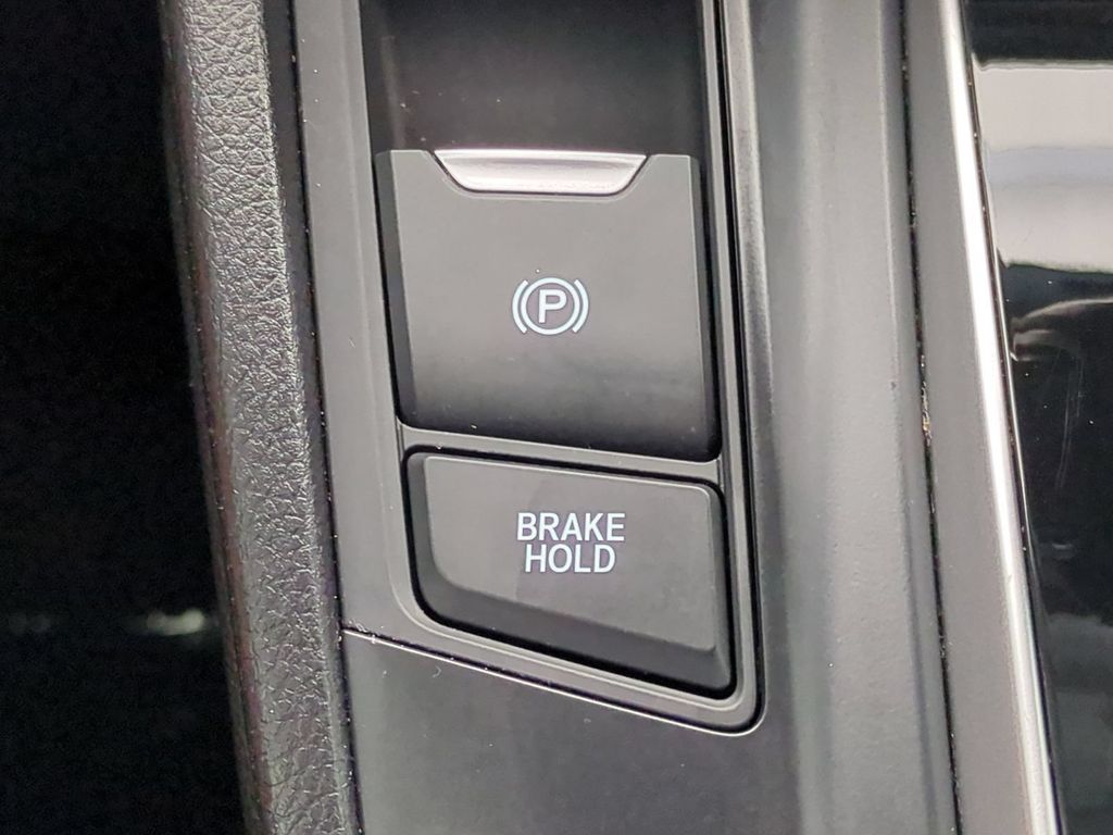 Thumbnail: 2021 Honda CR-V - 30