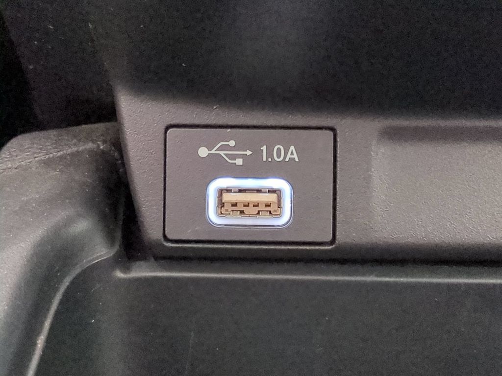 Thumbnail: 2021 Honda CR-V - 25