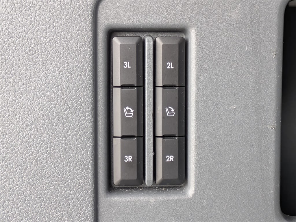 Thumbnail: 2020 Lincoln Navigator - 23