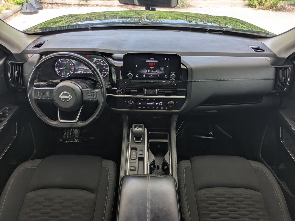 Thumbnail: 2024 Nissan Pathfinder - 2