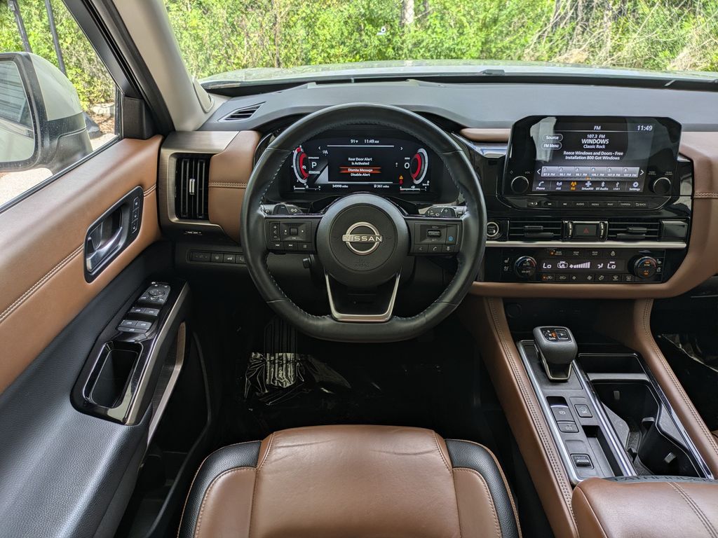 Thumbnail: 2024 Nissan Pathfinder - 10