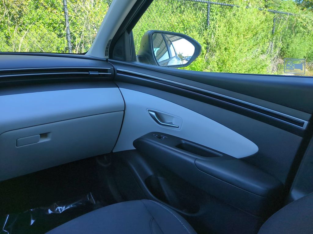 Thumbnail: 2022 Hyundai Tucson - 22