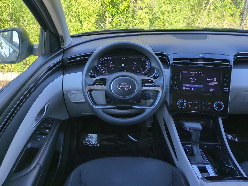 Thumbnail: 2022 Hyundai Tucson - 10