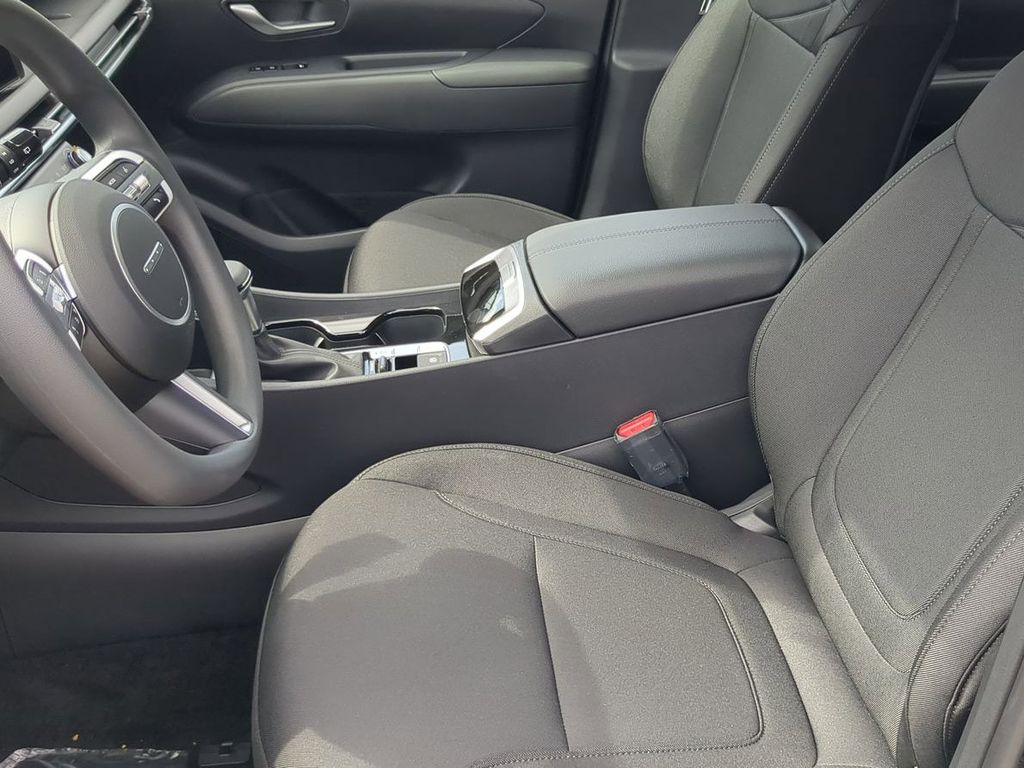 Thumbnail: 2026 Hyundai Tucson - 10