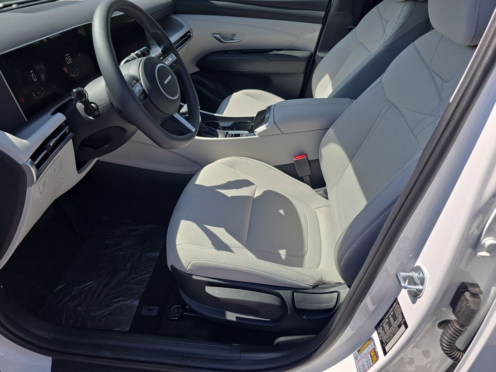Thumbnail: 2026 Hyundai Tucson - 10