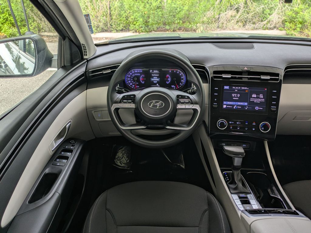 Thumbnail: 2022 Hyundai Tucson - 10
