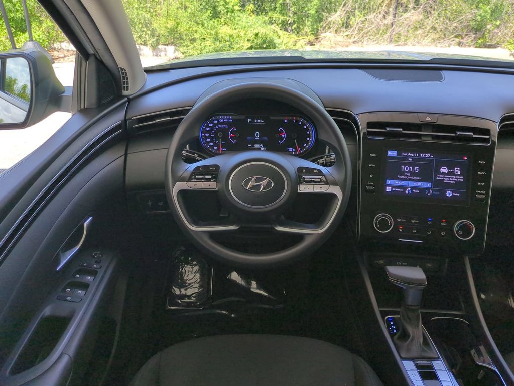 Thumbnail: 2023 Hyundai Tucson - 9