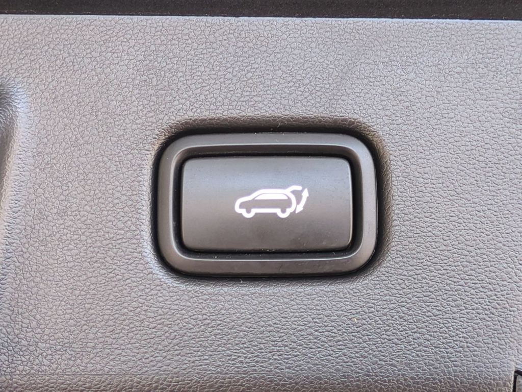 Thumbnail: 2023 Hyundai Tucson - 13