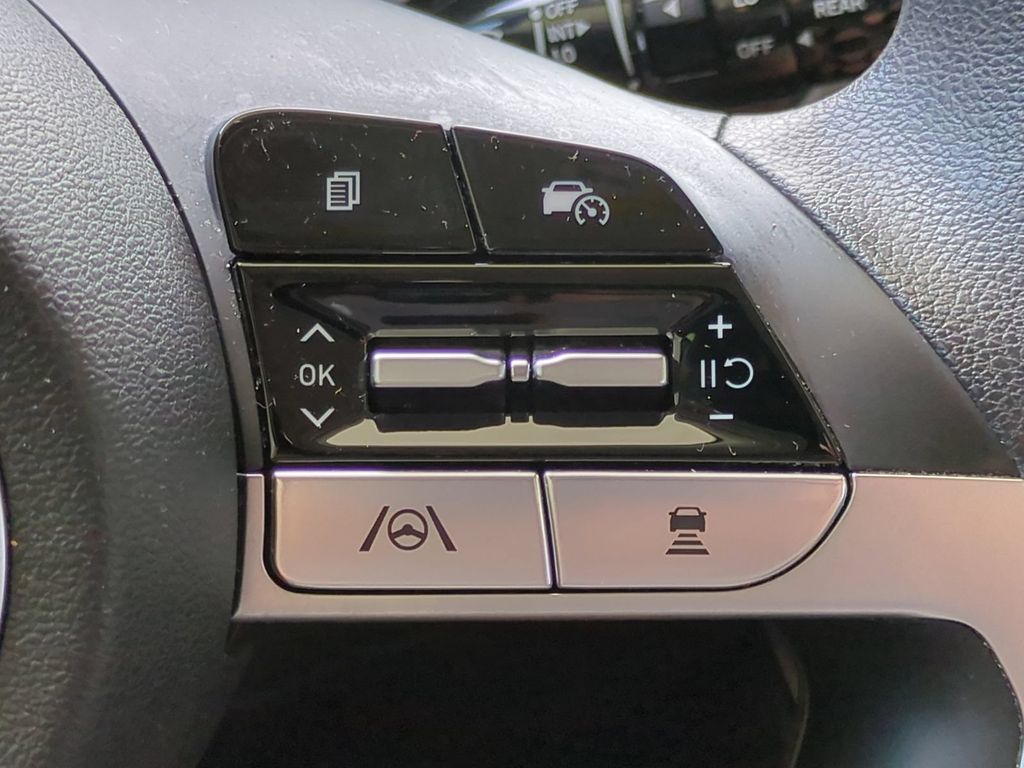 Thumbnail: 2023 Hyundai Tucson - 32