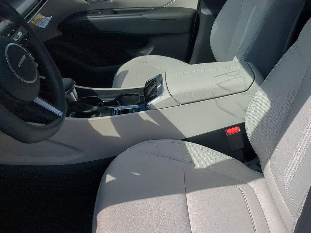 Thumbnail: 2026 Hyundai Tucson - 10