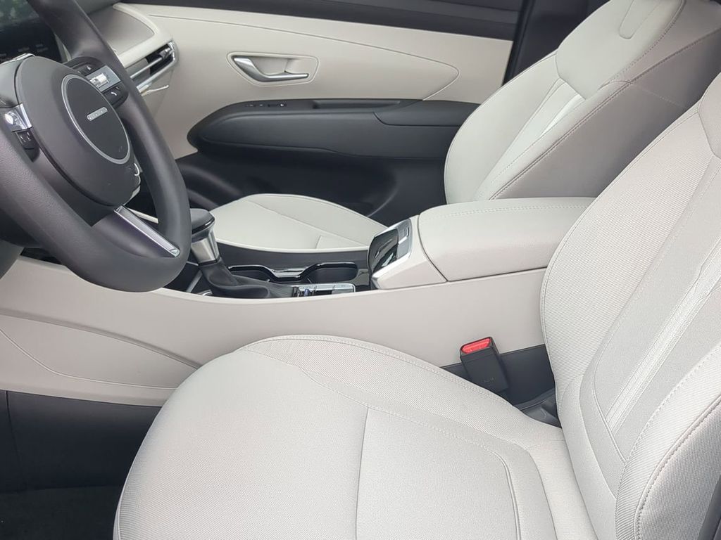 Thumbnail: 2026 Hyundai Tucson - 10