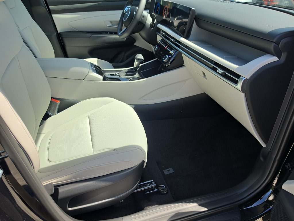 Thumbnail: 2026 Hyundai Tucson - 11