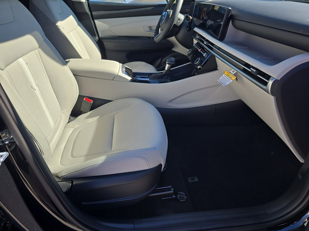 Thumbnail: 2026 Hyundai Tucson - 11