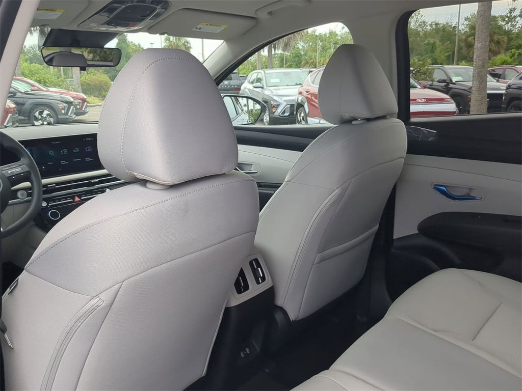 Thumbnail: 2026 Hyundai Tucson - 12