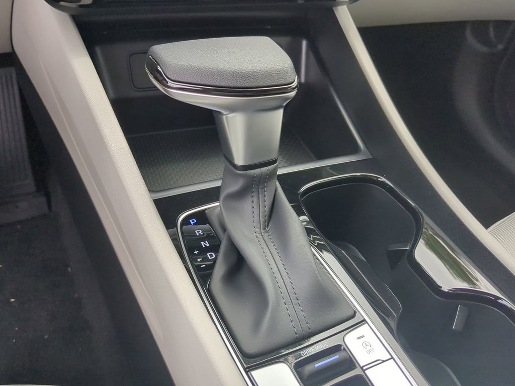 Thumbnail: 2026 Hyundai Tucson - 15