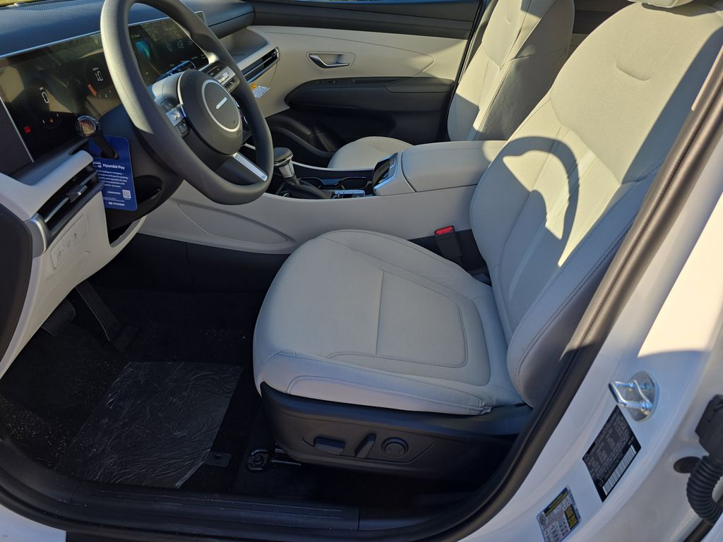 Thumbnail: 2026 Hyundai Tucson - 8