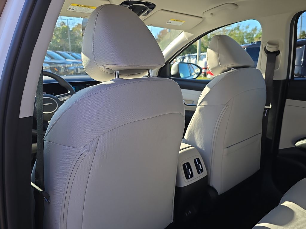 Thumbnail: 2026 Hyundai Tucson - 9