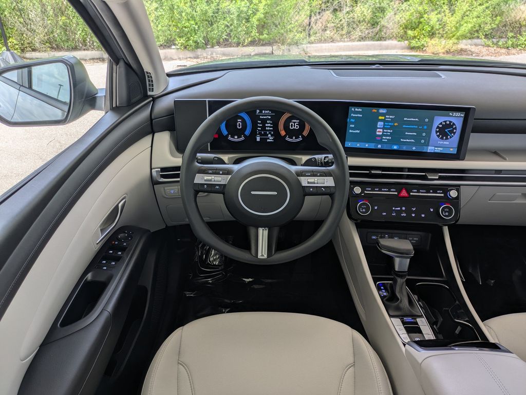 Thumbnail: 2025 Hyundai Tucson - 10