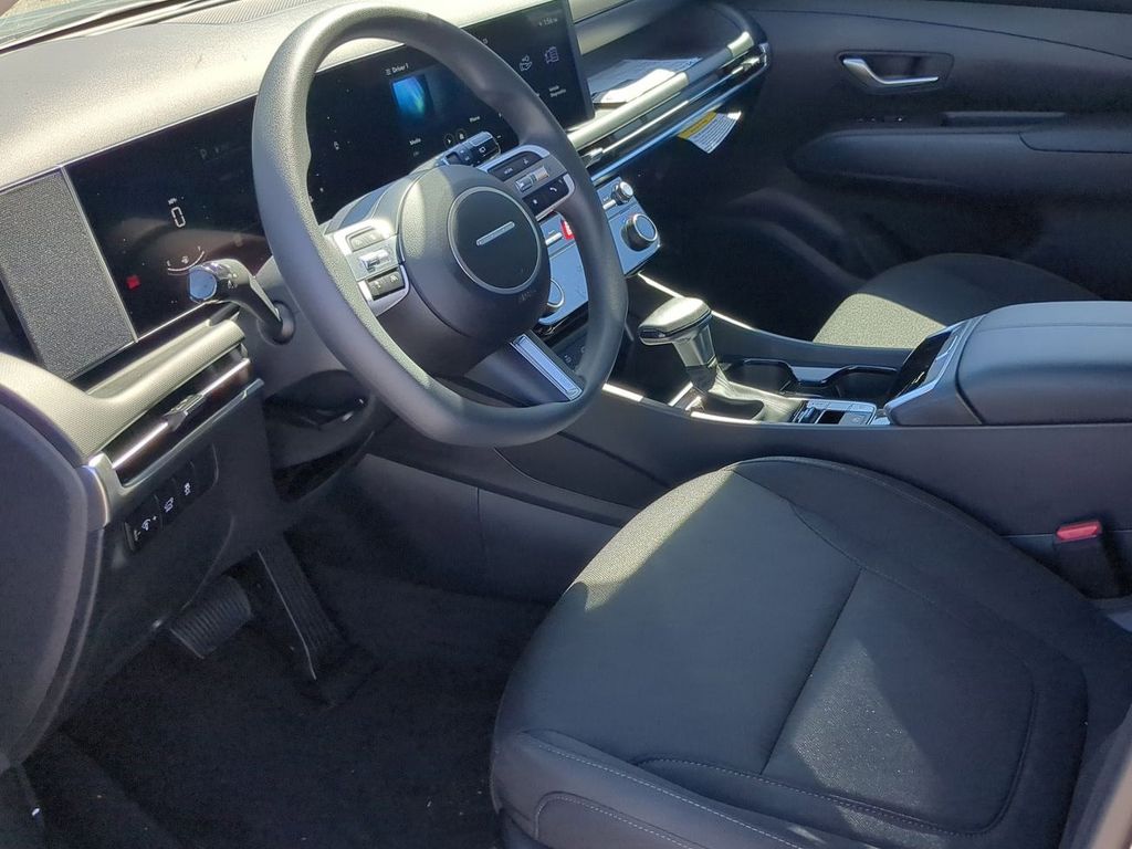 Thumbnail: 2026 Hyundai Tucson - 10