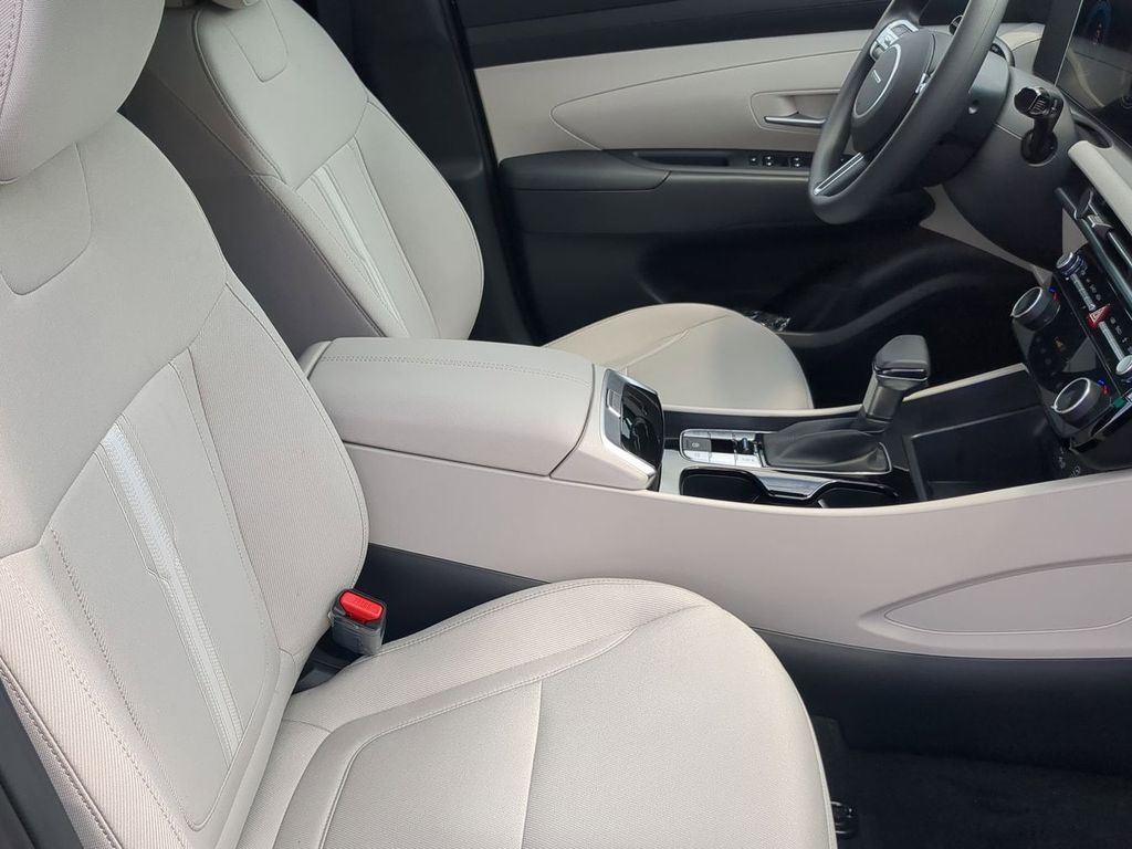 Thumbnail: 2026 Hyundai Tucson - 25