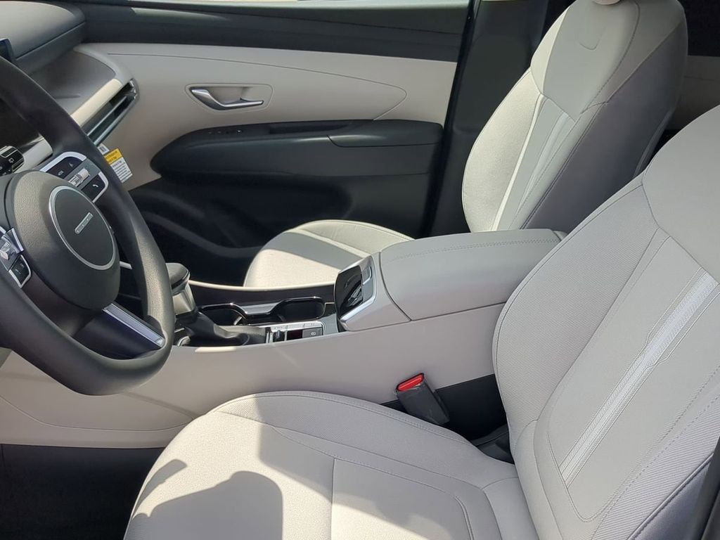 Thumbnail: 2026 Hyundai Tucson - 10