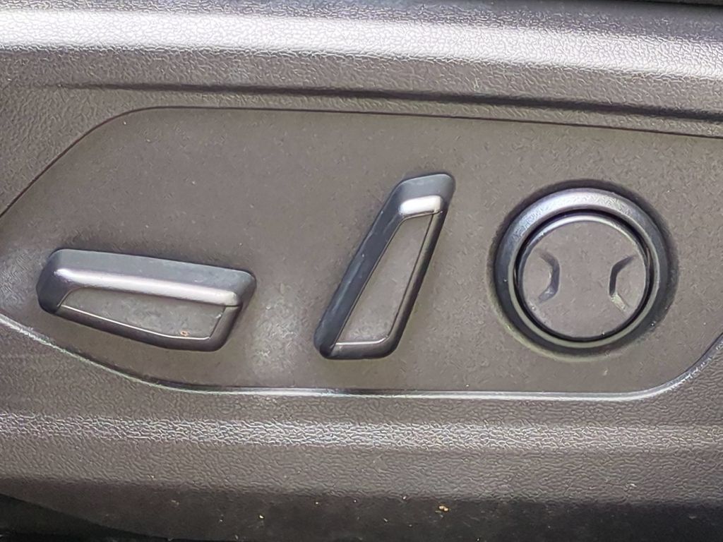 Thumbnail: 2023 Hyundai Tucson - 25