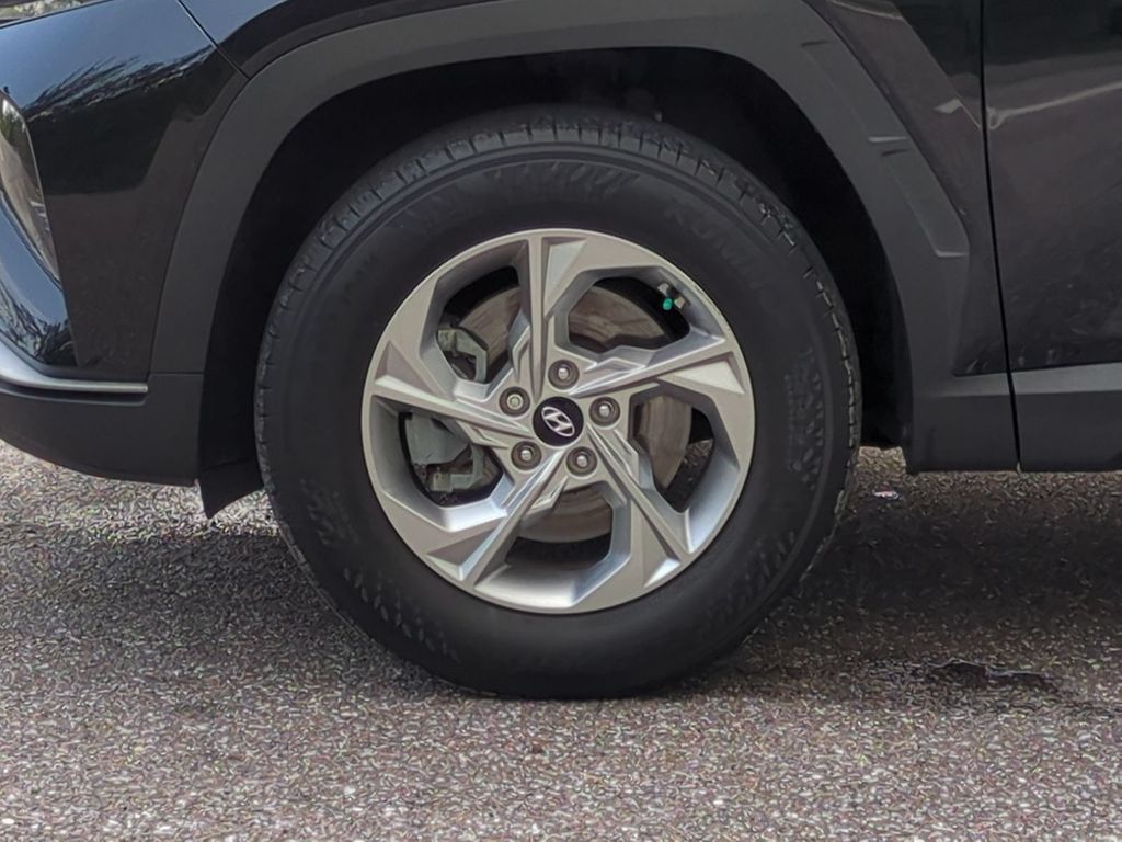 Thumbnail: 2023 Hyundai Tucson - 6