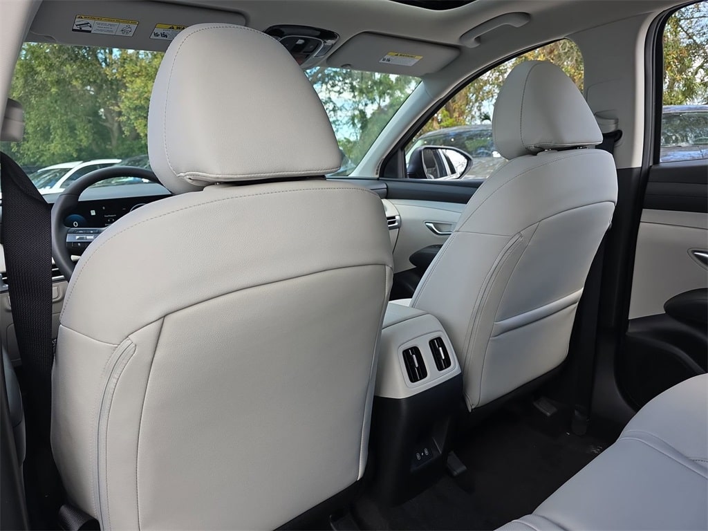 Thumbnail: 2025 Hyundai Tucson - 12